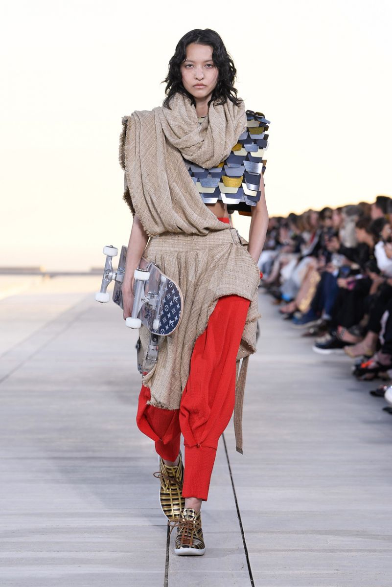 LV Cruise 2023 collection