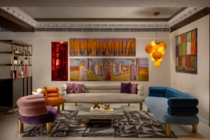Rom com home decor